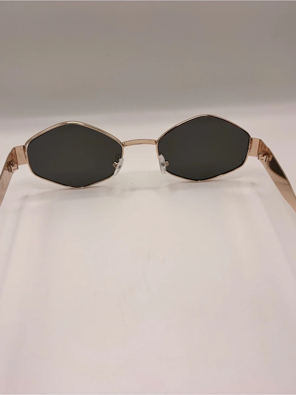 Metal Frame Black Lens Women's Sunglasses - Gold Trim